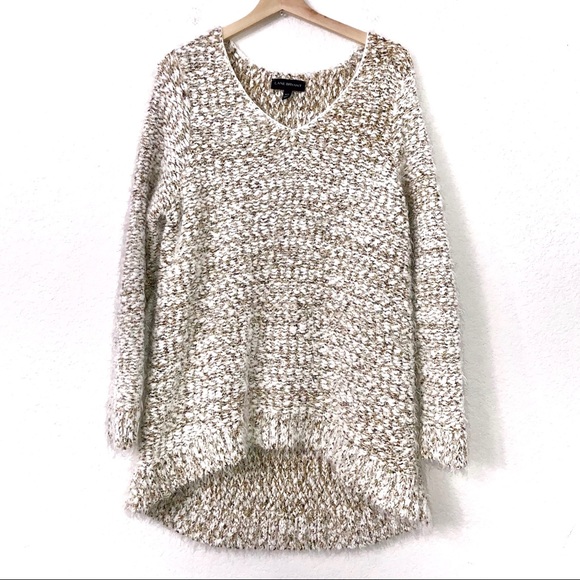 Lane Bryant White Gold Metallic Sweater - Picture 3 of 8